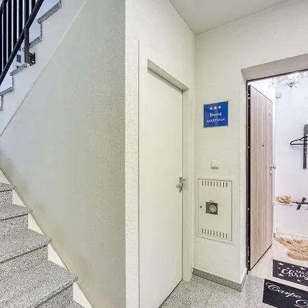 Apartment Lina Gold Zagreb